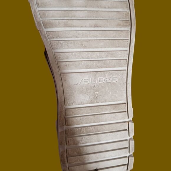 J/Slides NYC Suede Leather Upper Platform Ankle Boots Size 7 tan color - Picture 11 of 13